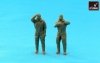Armory Models F7224a RAF WWII crewmen in high altitude outfit – “Flight Stories” 1/72
