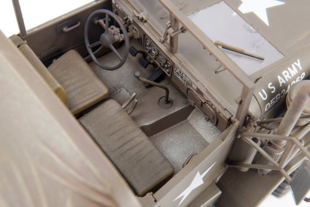 MAQUETTE CAMION U.S. Army M54a2 5-ton Gun Truck Eve Of Destruction|afv