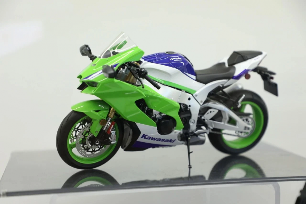 Meng Model MT-007 Kawasaki Ninja ZX-10R 1 9 - 1:9 - Modele