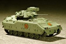 Trumpeter 07295 M2A0 Bradley Fighting Vehicle (1:72)