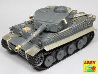 Aber 16K02 Pz.Kpfw. VI Ausf.E (Sd.Kfz.181) Tiger I – s.PzAbt. 501 in Tunisia (1:16)