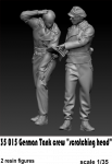 Glowel Miniatures 35015 German tank crew „scratching head” 1/35