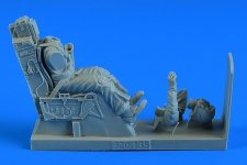 Aerobonus 320135 USAF Pilot with ej. seat for F-117A for Trumpeter/Revell 1/32