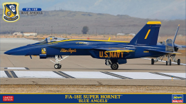 Hasegawa 02467 F/A-18E Super Hornet Blue Angels Limited Edition 1/72