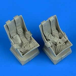 Quickboost QB32219 Bucker Bu 131 seats with seatbelts ICM 1/32