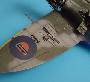 Aires 7102 Supermarine Spitfire Mk. Vb gun bay 1/72 Tamiya