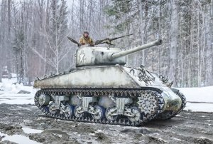 Italeri 96440 M4A3 76mm WET SHERMAN 1/35