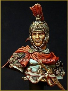 Young Miniatures YH1829 Roman Cavalry Officer 180 B.C. 1/10