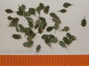 Model Scene L4-002 Oak - green 1/48