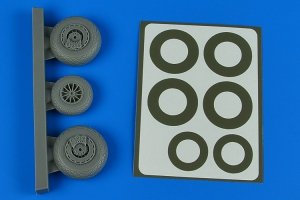 Aires 4873 B-26K Invader wheels & paint masks - late - Diamond Pattern 1/48 ICM