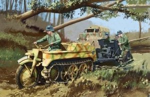 Dragon 6446 Sd.Kfz.2 Kettenkrad Late Production 3.7cm PaK 36 w/Crew Premium Edition (1:35)