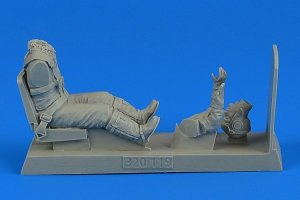 Aerobonus 320119 German Luftwaffe Pilot with seat for Me 262A 1/32