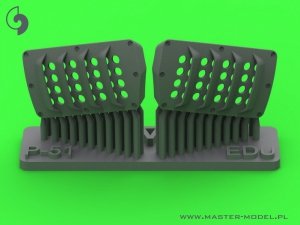 Master AM-48-187 P-51 Mustang - pokrywa wlotu powietrza do gaźnika - typ z żaluzjami dla RAF - wersja A (do modelu Eduard) 1/48