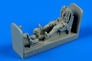 Aerobonus 480076 Russian WWII pilot with seat for P-39 Airacobra 1/48