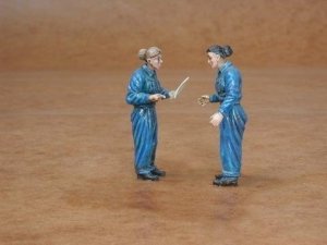 CMK F48100 WAAF Personal WW II (2 figures) 1/48