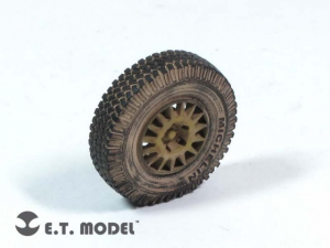 E.T. Model ER35-029 Defender XD 'Wolf' W.M.I.K Road Wheels Type 3 - weighted for HobbyBoss 82446 1/35