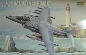 Trumpeter 02287 BAe Harrier GR.7 (RAF service) (1:32)