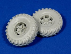 Panzer Art RE35-134 Road wheels for Sd.Kfz.9 “FAMO” (British cross country tyres) 1/35