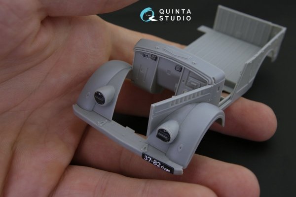 Quinta Studio QD35004 GAZ 69 Family 3D-Printed &amp; coloured Interior on decal paper (for Bronco kit) 1/35