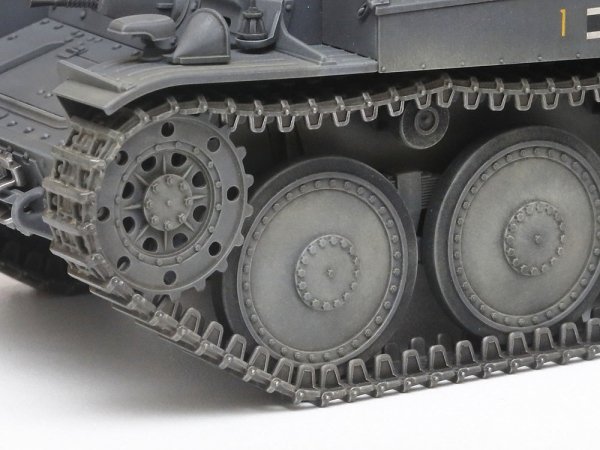 Tamiya 35369 Pz.Kpfw.38(t) Ausf. E/F 1/35