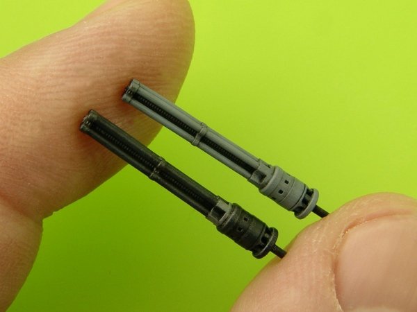Master AM-35-003 Mi-24 (Hind D/E) - JakB-12.7 machine gun barrel and DUAS probe (metal and resin parts) 1:35