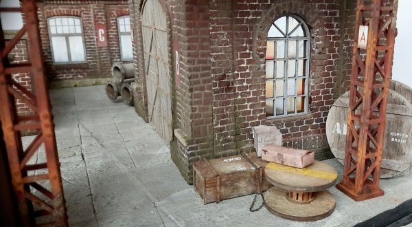 RT-Diorama 35286 Diorama-Base: &quot;Factory Yard&quot; 1/35