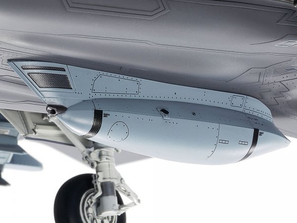 Tamiya 61127 Lockheed Martin F-35C Lightning II 1/48