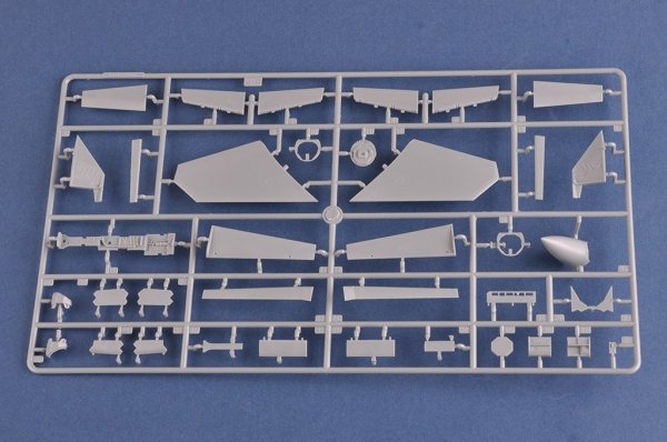 Hobby Boss 85813 F/A-18F Super Hornet 1/48