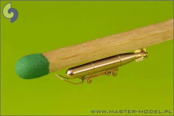 Master SM-350-072 USN Airborne torpedoes Mark 13 (22.4in) with trolleys - early type (10 pcs)