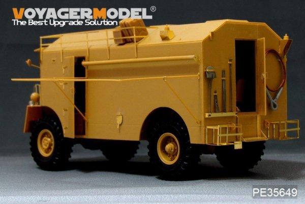Voyager Model PE35649 WWII British AEC 4x4 Armored Command Vehicle&quot;Dorchester&quot; For AFV 35227 1/35