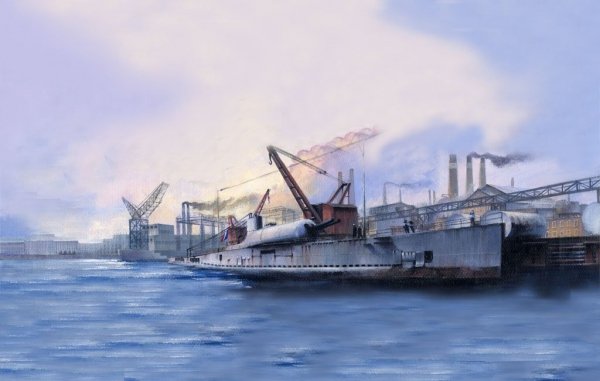 Hobby Boss 83522 French Submarine Surcouf (1:350)