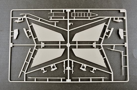 Trumpeter 02246 F-100F Super Sabre 1/32