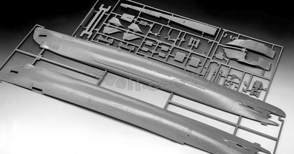 Revell 05177 German Submarine Type XXI 1/144