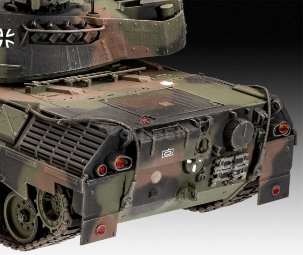 Revell 63320 Leopard 1A5 - model set 1/35