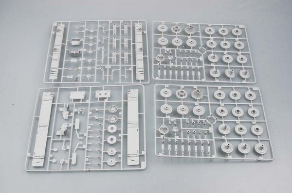 Trumpeter 01540 Geschutzwagen Tiger Grille21/210mm Mortar 18/1 L/31 (1:35)