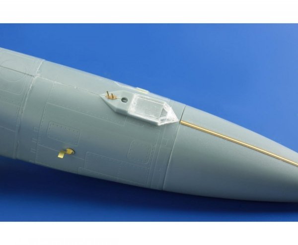 Eduard 48797 MiG-25PD/ PDS Foxbat exterior KITTY HAWK 1/48