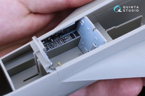 Quinta Studio QD32067 F/A-18E 3D-Printed &amp; coloured Interior on decal paper (for Revell kit) 1/32
