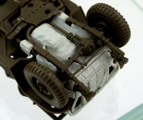 Panzer Art RE35-713 Willys “Jeep” winter canvas cover 1/35