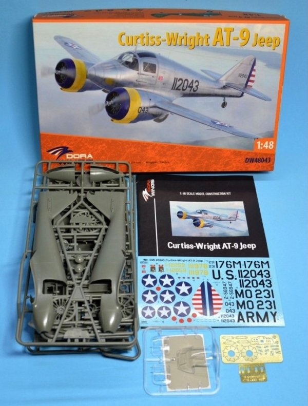 Dora Wings 48043 Curtiss-Wright AT-9 Jeep 1/48