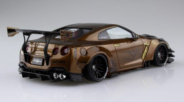 Aoshima 05591 LB WORKS R35 GT-R type 2 1/24