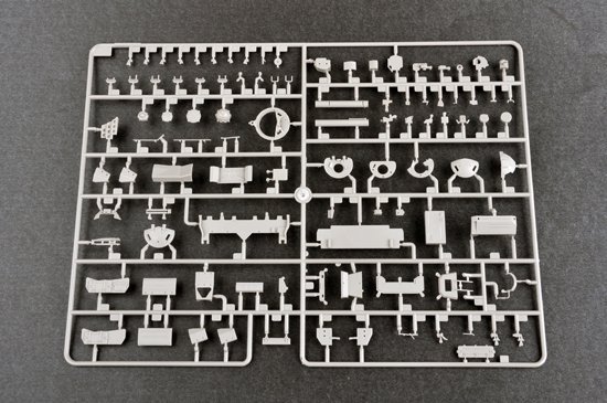 Trumpeter 09507 Russian T-72B2 MBT (ROGATKA) 1/35