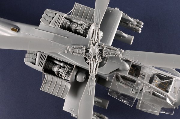 Trumpeter 05114 AH-64A Apache Early 1/35