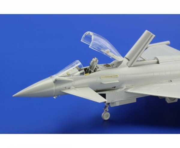 Eduard 73473 EF-2000 single seater 1/72 HASEGAWA