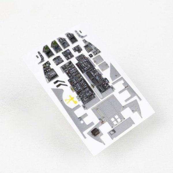 Red Fox Studio QS-32071 F-16C Block 50/52 for Tamiya kit 1/32