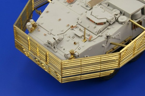 Eduard 35995 Stryker slat armour 1/35 Trumpeter