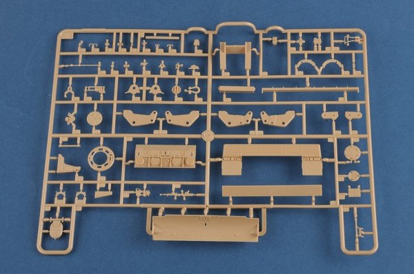 Hobby Boss 84565 Modern German BPz3 &quot;Buffalo&quot; armored rescue vehicle 1/35