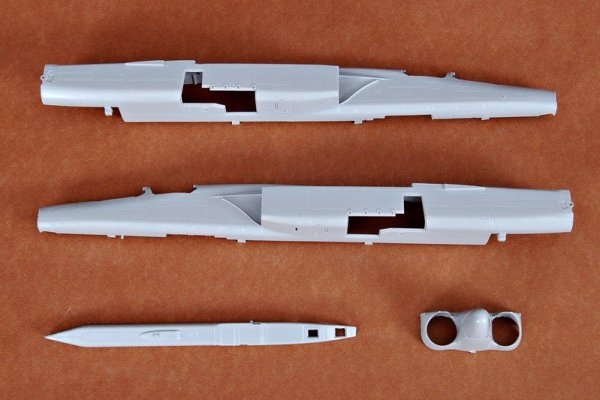 Trumpeter 01616 RA-5C Vigilante (1:72)