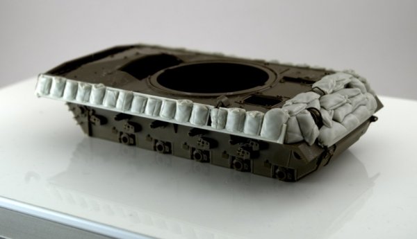 Panzer Art RE35-811 Sandbags armor for M18 Hellcat 1/35