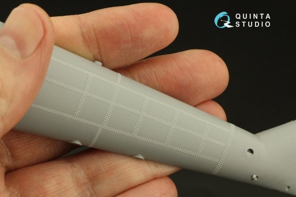Quinta Studio QRV-033 Triple riveting rows (rivet size 0.20 mm, gap 0.8 mm, suits 1/32 scale), White color, total length 3,7 m/12 ft