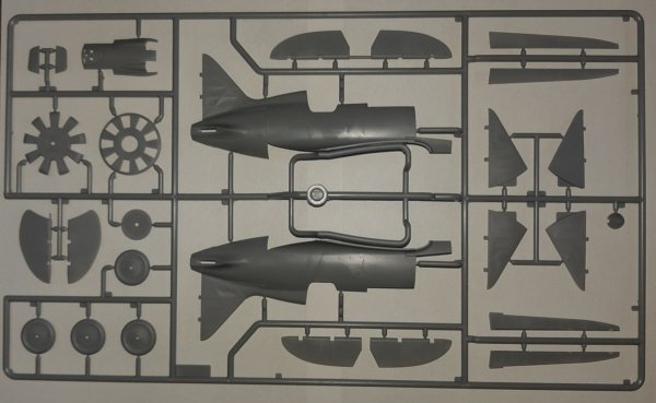 ICM 32003 I-16 type 29, WWII Soviet Fighter 1/32